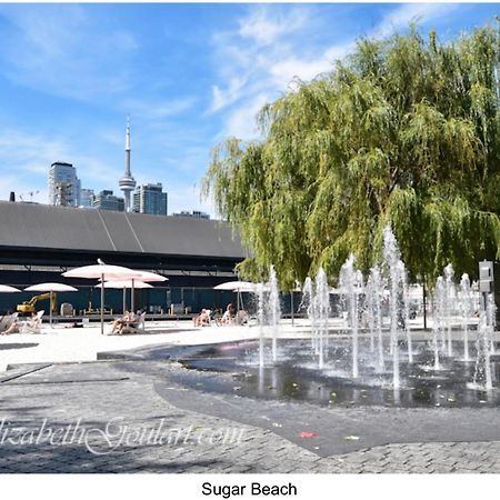 Three-Bedroom Condo With Free Parking Nearby Cn Tower With Lake View 多伦多 外观 照片