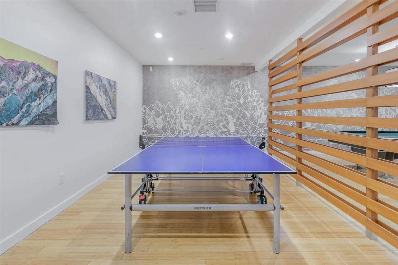 Three-Bedroom Condo With Free Parking Nearby Cn Tower With Lake View 多伦多 外观 照片